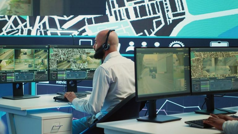 Sistema de Monitoramento por Circuito Fechado de TV-CFTV